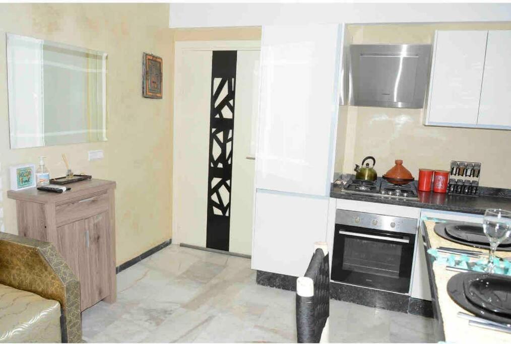 Appartement Bien Situe A Gueliz Marrakesch Exterior foto